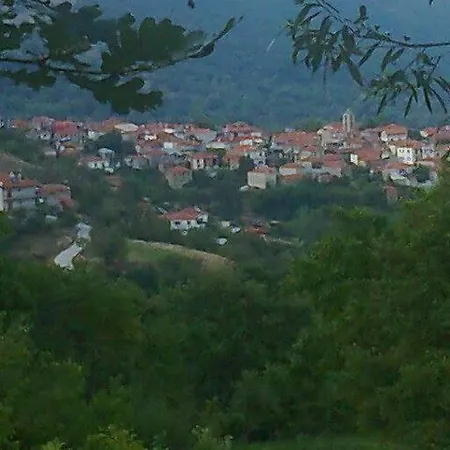 Tatil Evi Dorotheas Stone House In The Forest
