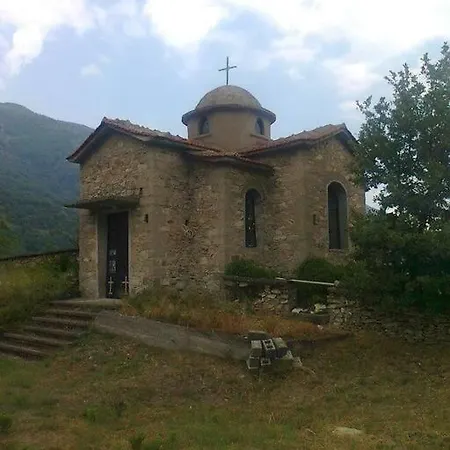 Dorotheas Stone House In The Forest * Asprogia